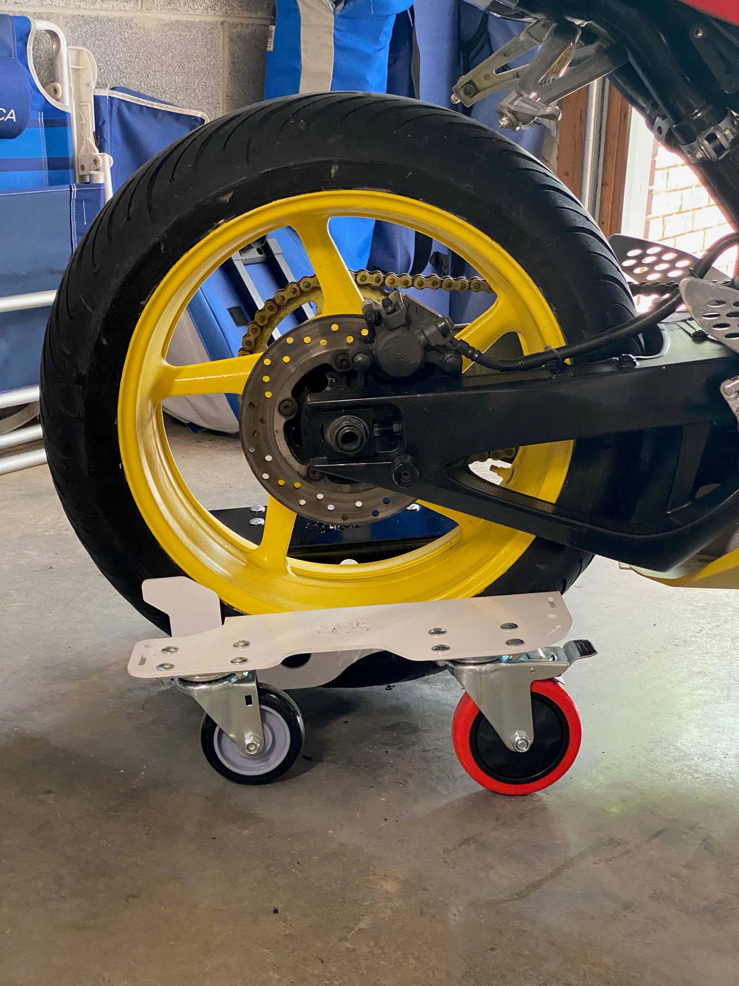 Cycle Caddy 360 ----BIG WHEEL PLUS---. Open Wheel bikes only!!!