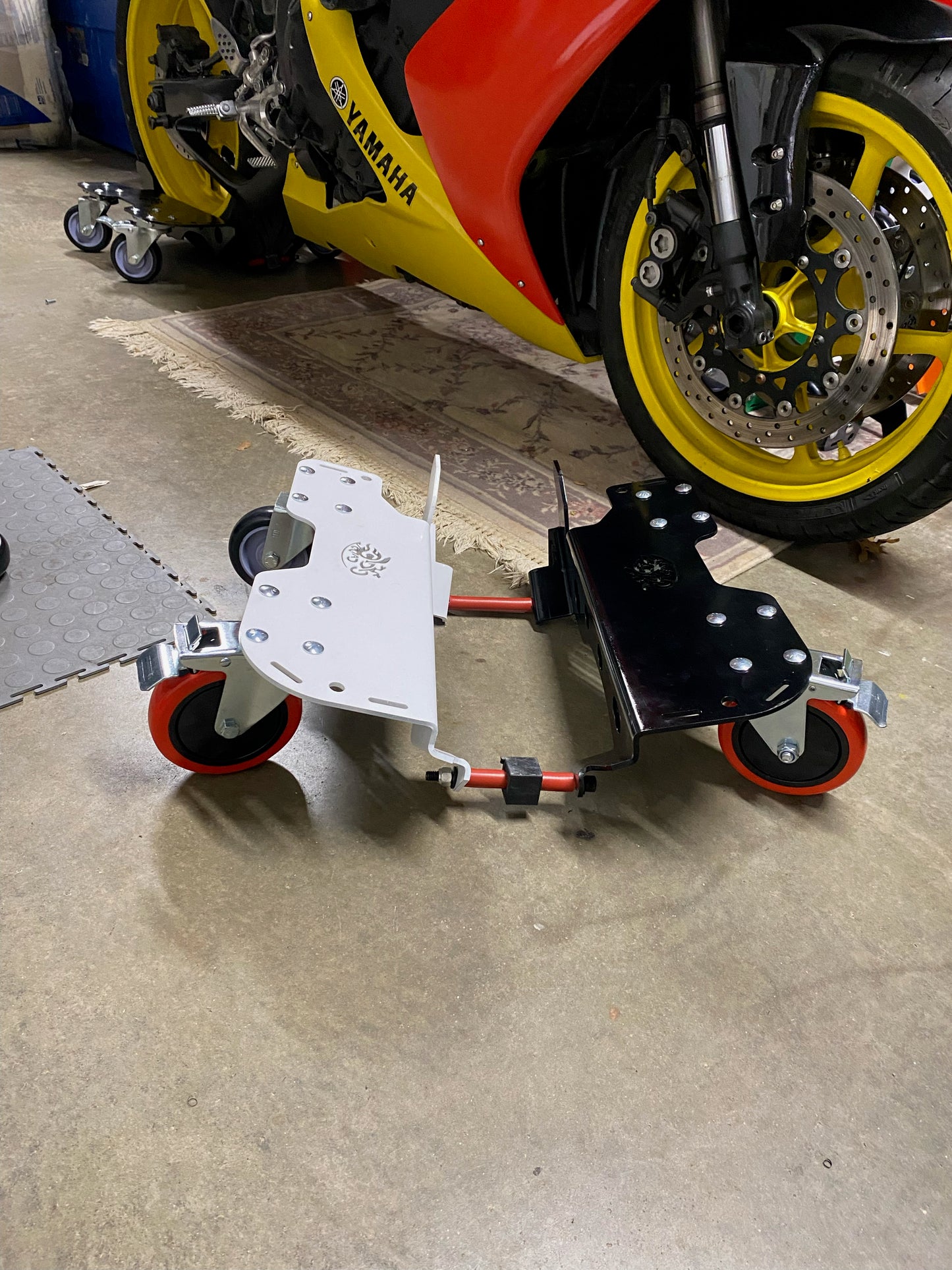 Cycle Caddy 360 ----BIG WHEEL PLUS---. Open Wheel bikes only!!!